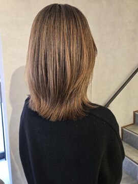 ヴィサージュメゾン(VISAGE maison) ミディアムレイヤーボブ×ハイローライト