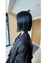 アン(un.)&nbsp;ブルーブラックボブ