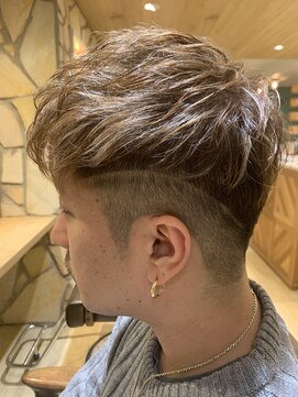 エイト新宿店(EIGHT shinjuku) メンズハイライトフェードSTYLE