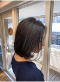 前髪長めの大人ボブ