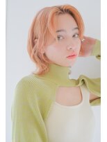クリーミーオレンジベージュ×小顔外ハネミディアムボブ