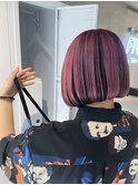 ピンクヘアー ぱつっとボブ インナーブラック モードヘア