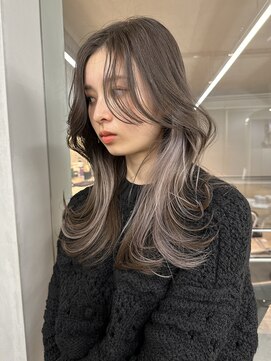 サイン 表参道(SIGN) インナーカラーレイヤーカットイヤリングカラーミディアムヘア