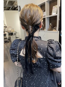 ステア メゾン(stir maison) ローポニーテール/MIKU