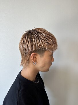 トラッド(TRAD) オン眉パッツン×襟足伸ばしスタイル