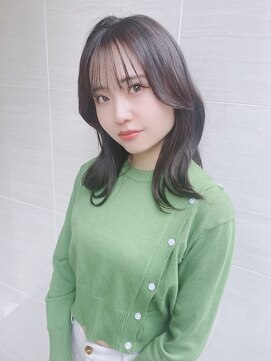 オーロ(ORO) ベース型さんにおすすめ暗めカラー大人可愛い小顔くびれヘア
