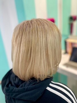 マティーナ ヘアー 池袋(Matina hair) 【ホワイトミルクティーベージュ】20代30代40代50代