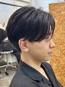 ファルベ(Farbe) ニュアンスパーマ/センターパート/ベリーショート/アッシュ