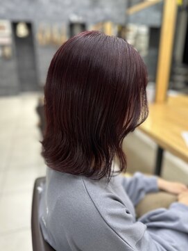 ラウル(Laulu) イメチェン/ホワイトブロンド/外ハネボブ/美髪/佐倉