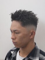 アストロ(ASTRO)&nbsp;一宮スキンフェード×ツイストパーマ大人ビジネスモテ髪20代30代