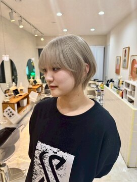 モト 船橋(moto) ブロンド/ハイトーン/ホワイトブリーチ/韓国/船橋/京成船橋