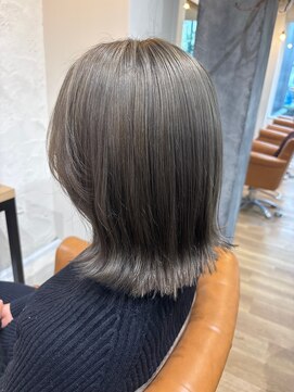 ビズヘアー マシェリ(bisou hair macherie) オリーブベージュ