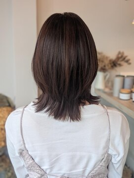 シーソー(SEA SAW) ミディアムレイヤー/顔周りカット