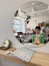 シロ(siro)&nbsp;くせっ毛さんのためのショートレイヤー