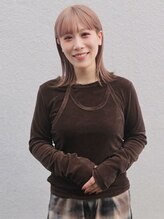 Stylist［hono］トレンド感あるハイトーン/デザインカラーが得意◎雰囲気に合わせた似合わせヘアはお任せ♪