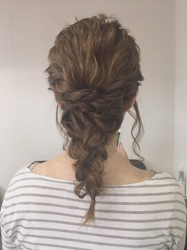 メロウ(Mellow) ゆるふわ編みおろしスタイル