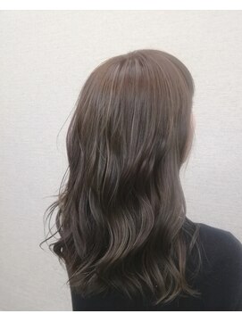 ビューティーサロン コマ(koma) ハイライトで透明感抜群◎大人みでぃ