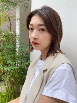 ゼンコー キチジョウジ シェール(ZENKO KICHIJOJI chere) センターパート/外ハネボブ/アッシュブラウンカラー/吉祥寺