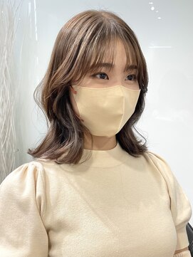 ラブクロムトーキョー オモテサンドウ(LOVECHROME OMOTESANDO) 大人かわいい美髪ペールベージュの外ハネボブくびれヘア韓国前髪