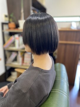 ヘアーズ ベリー 庄内店(hairs BERRY) ナチュラルストレート×ショートボブ