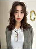 顔まわりレイヤー/くびれ/ミルクティーブラウン