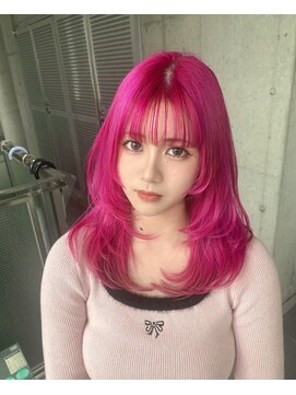 ガルボ ヘアー(garbo hair) ビビットピンクで周りと差を作るヘア