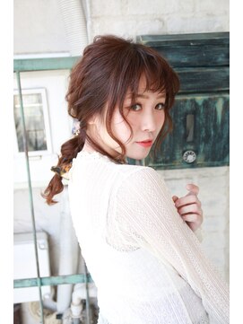 フェンテ(Fuente) 『Fuente』三角クリップ　ポニーテールアレンジ☆