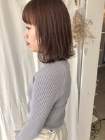 ツイギー 伊賀上ビル店(TWiGGY)&nbsp;肩ハネ、切りっぱなしボブ。自然な外ハネ。
