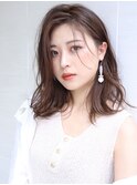 大人かわいいモテ・愛され前髪かきあげミディアムヘア