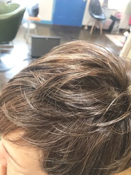 ヒッピーヘアー(Hippie Hair) ハイライト　ホワイトアッシュ