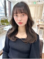 フォルテレイ 青山(FORTE Lei)&nbsp;大人かわいいグレージュカラーで韓国風クビレ