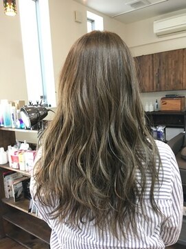 グラバ(graba) ロングウェーブスタイル　(小岩小岩駅京成小岩新小岩）