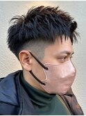 ビジネスショートスキンフェードツーブロックスパイキーショート