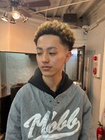 ビーバイエイトジェンツ(Bee by EIGHT GENTS)&nbsp;MEN'S HAIRウルフアッシュブラックカルマパーマベリーショート