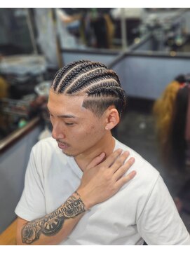 髪遊戯倶楽部 ナチュラルコーンロウ