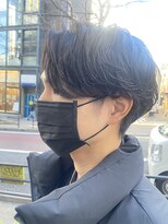 毛流れパーマ　ハンサムショート
