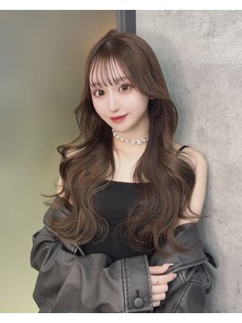 リリー(Lilley) 天神/博多/韓国ヘア/ヨシンモリ/レイヤーカット