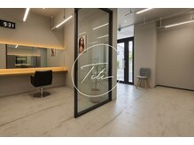 ティティ エッジ(Titi edge)