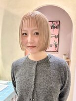 ヒビヲ 天神警固(HIBIO) 顔周りレイヤーカットダブルカラーケアブリーチレイヤーボブ