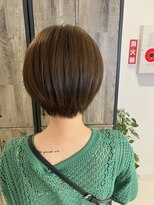レア(l'ea)&nbsp;ツヤツヤべージュブラウン+スッキリショートボブ