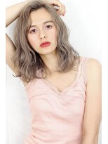☆ プラチナグレージュ ☆ ミディアム × 毛束感 ☆