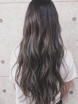 アールプラスヘアサロン(ar+ hair salon)&nbsp;ミルクティーアッシュことりベージュ3Dカラー☆ゆるふわロング