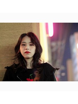 イトシテ 韓国★ストリートミディアムスタイル【本多身和子】