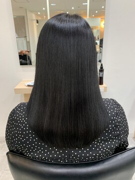 リリーオブザベイス(Lily of the Vase) TOKIOdeSINKA縮毛矯正