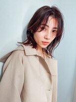 サーリー(SURLY)&nbsp;ハイライト顔まわりカットレイヤーカットブリーチイルミナカラー