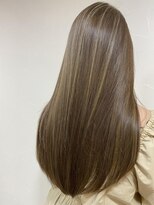 イソラブル(ISOLA-blu)&nbsp;20代30代40代大人可愛いハイライトベージュ