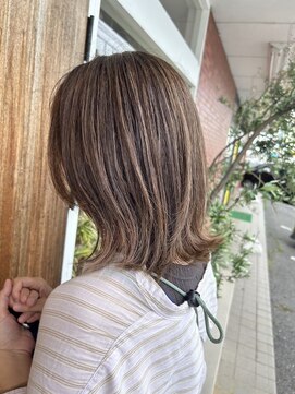 シャポン ナチュラル外ハネミディ