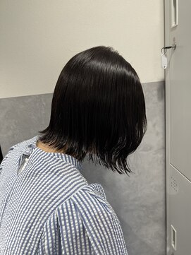 ジゼル 梅田(GiseL) 地毛風カラー×切りっぱなしボブ