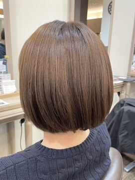 アルターリール(aL ter Rire) 黒髪/グレーベージュ/レイヤーロング/前髪パーマ /中村郁未