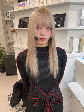 ペレ 渋谷(PELE) 黒髪/グレーベージュ/ハイトーン/ブリーチ/渋谷